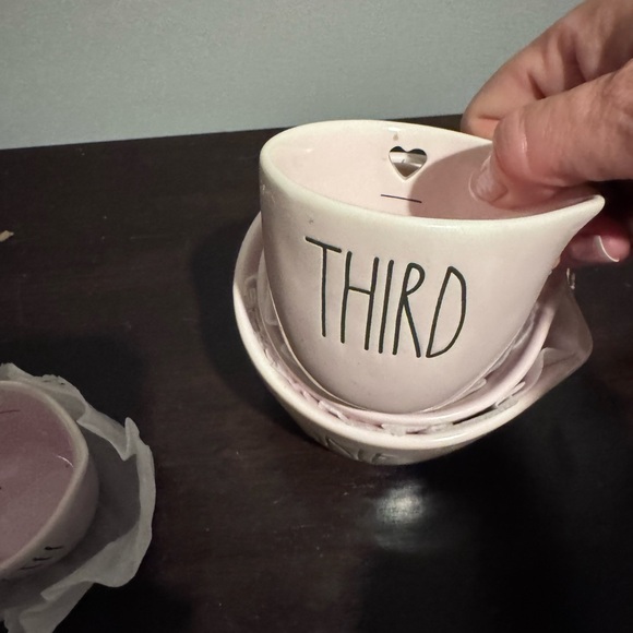 Rae Dunn Artisan Collection Pink Heart Cutout Measuring Cup Set - Picture 3 of 4